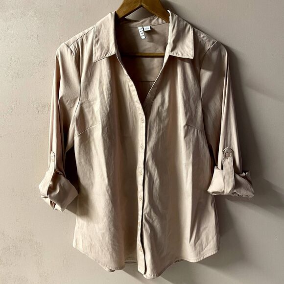 Elle Light Pink Button-Down Shirt Size M GUC - Picture 2 of 12